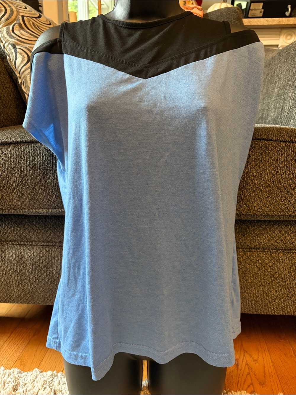 SHEIN Blue Cold Shoulder Top with Black Yoke size Medium/6